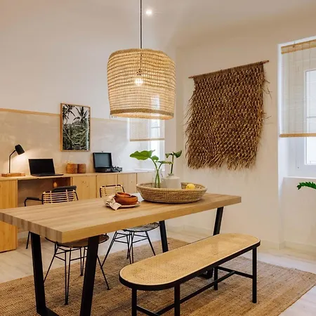 Apartment Hinako - 2 Bedrooms And Terrace In Arroios Lisbon