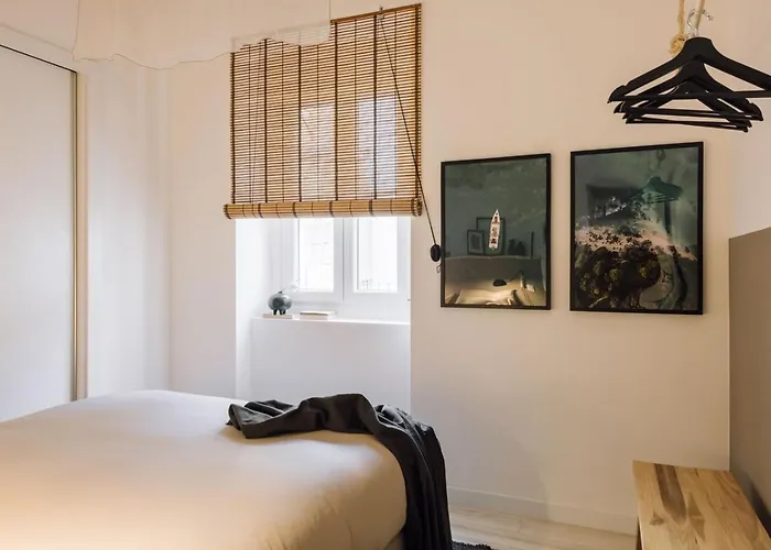 Hinako - 2 Bedrooms And Terrace In Arroios *